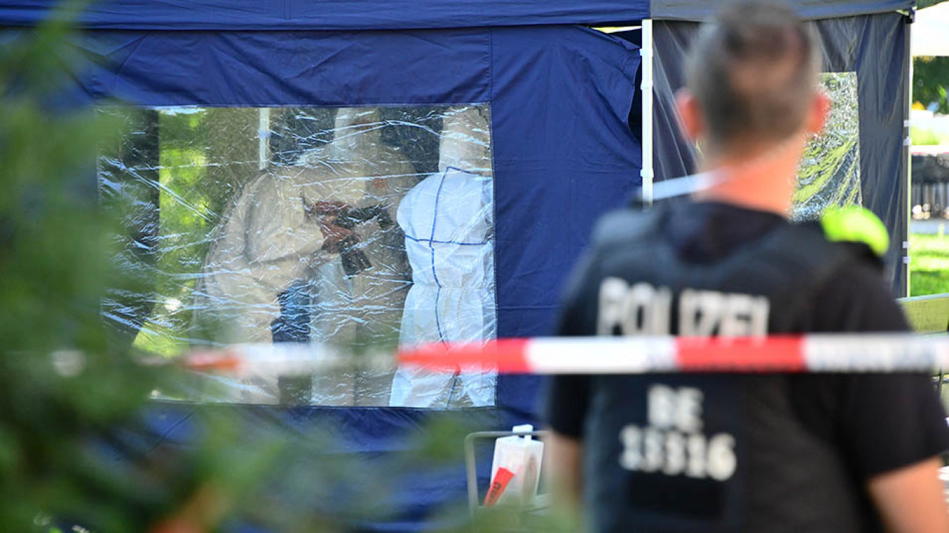 German Authorities Arrest Georgian Man For Wife's Arson