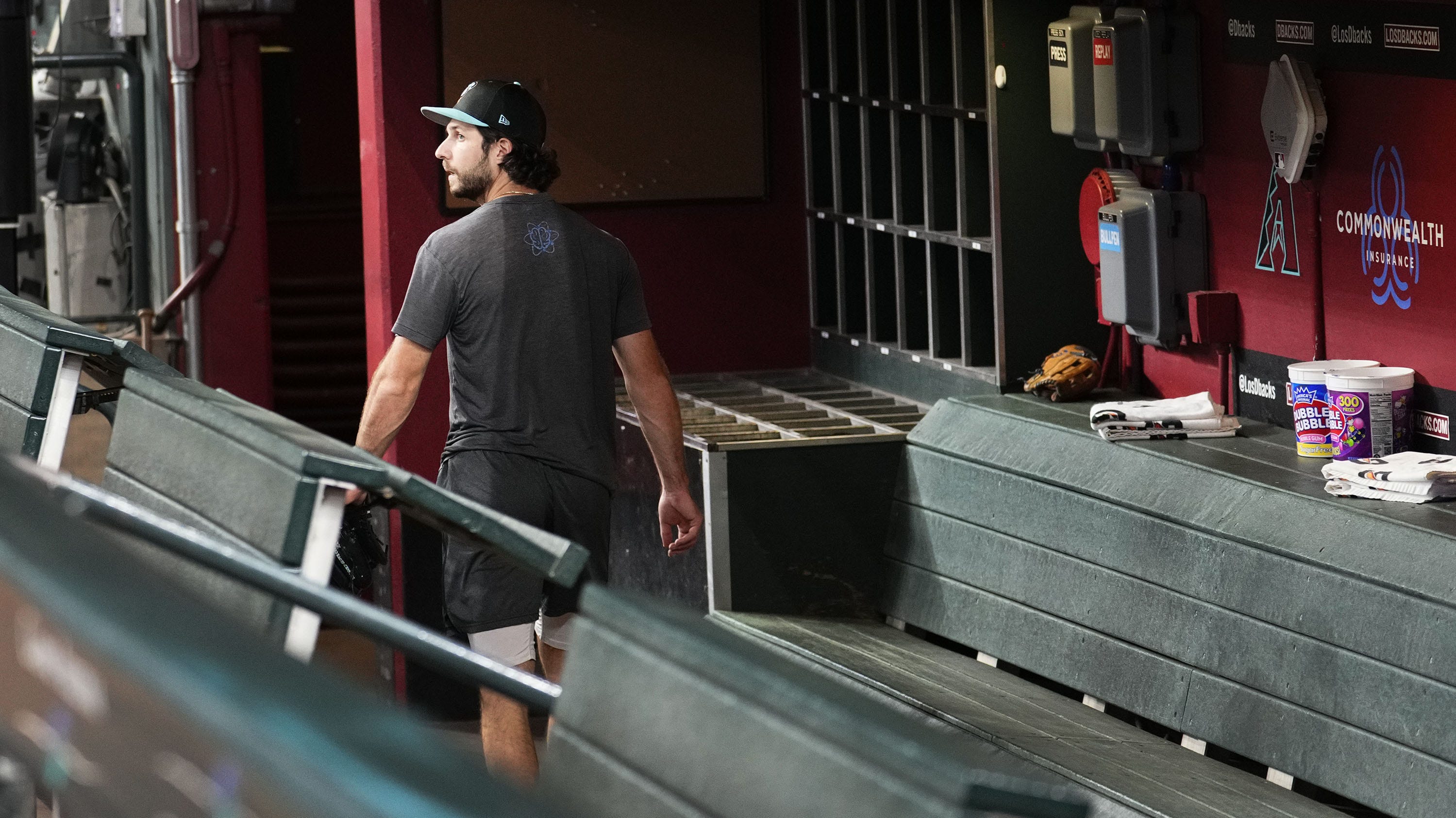 Arizona Diamondbacks Secure Walk-Off Win With Five-Run Ninth Arizona Diamondbacks Secure Walk-Off Win With Five-Run Ninth