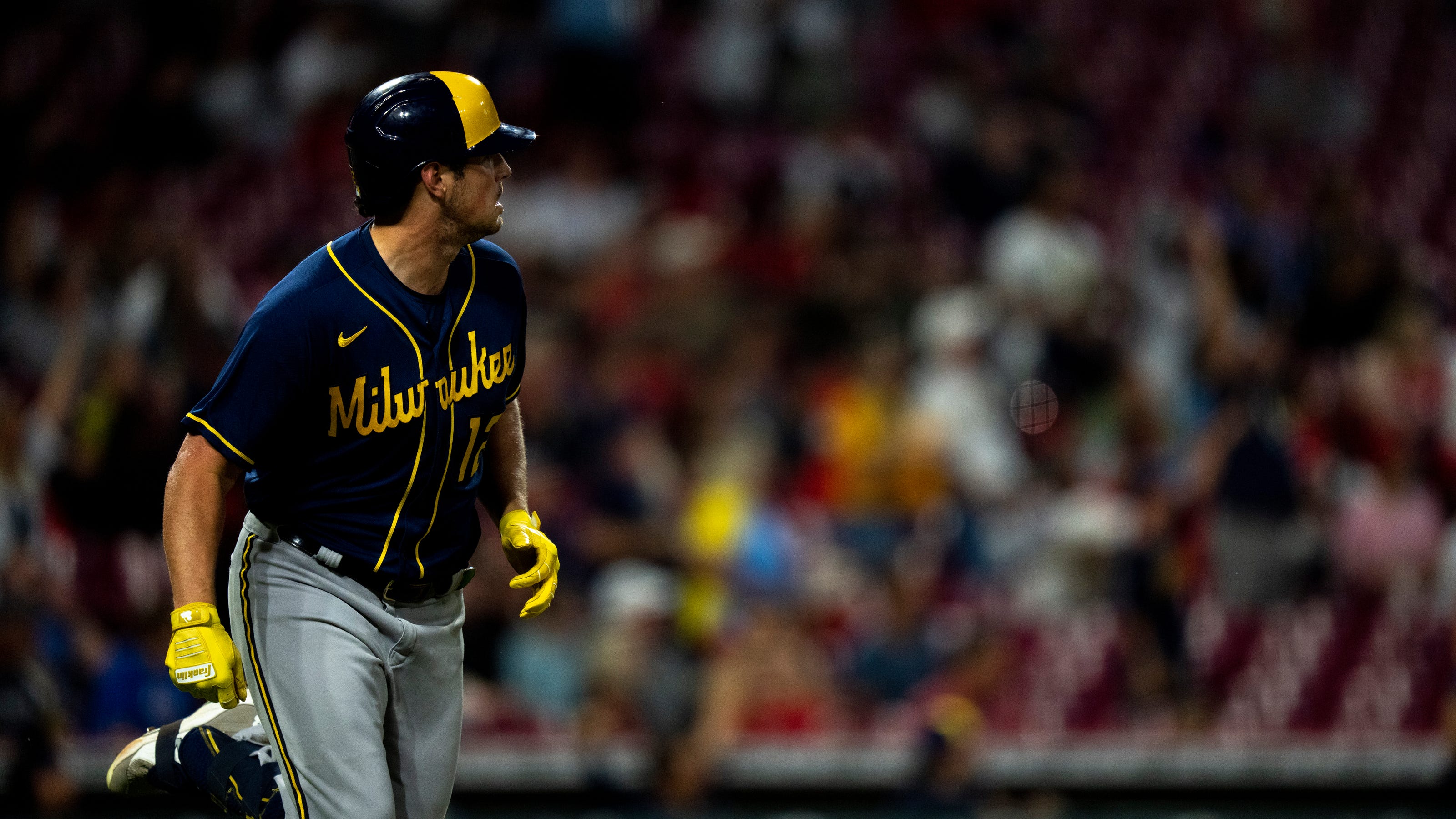 Chourio's Two-Homer Night: Brewers Rout Reds 8-2 Chourio's Two-Homer Night: Brewers Rout Reds 8-2