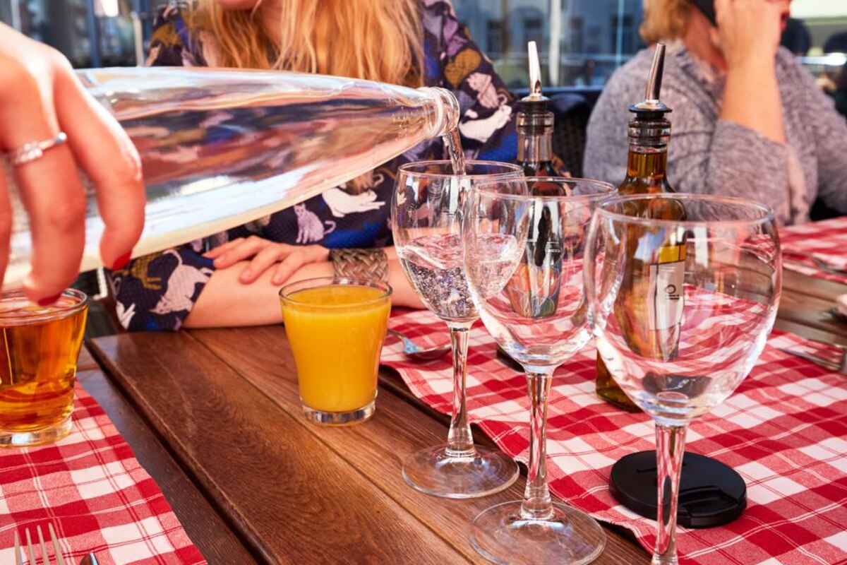 Le Sans Alcool : Opportunités Économiques Et Bénéfices Santé Avec La Tournée Minérale Et Dry January Le Sans Alcool : Opportunités Économiques Et Bénéfices Santé Avec La Tournée Minérale Et Dry January