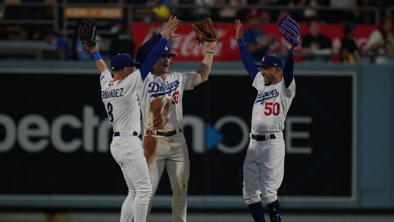 Record Nine Stolen Bases Lead Brewers To Decisive Victory Record Nine Stolen Bases Lead Brewers To Decisive Victory