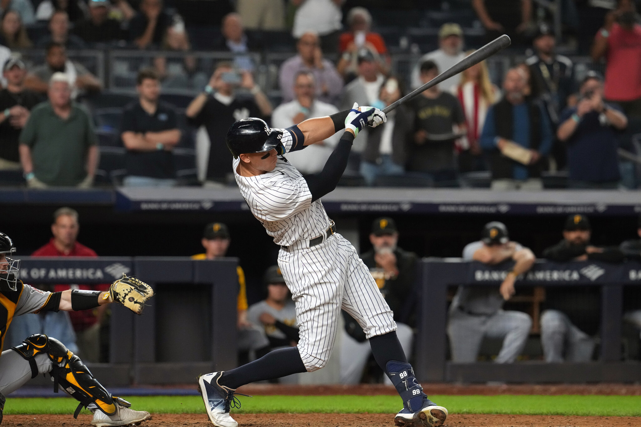 Record-Setting Night: Yankees Hit 9 Home Runs, Judge With A Historic Performance Record-Setting Night: Yankees Hit 9 Home Runs, Judge With A Historic Performance